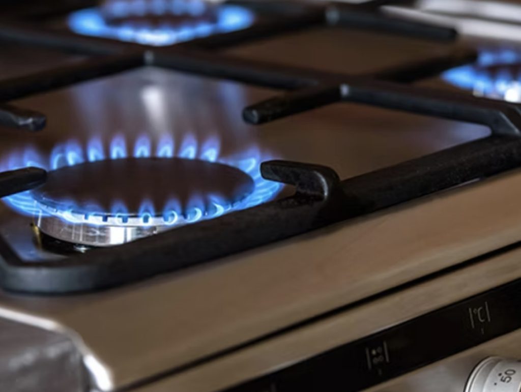 Water heater, gas fires and cooker repairs photo (services)